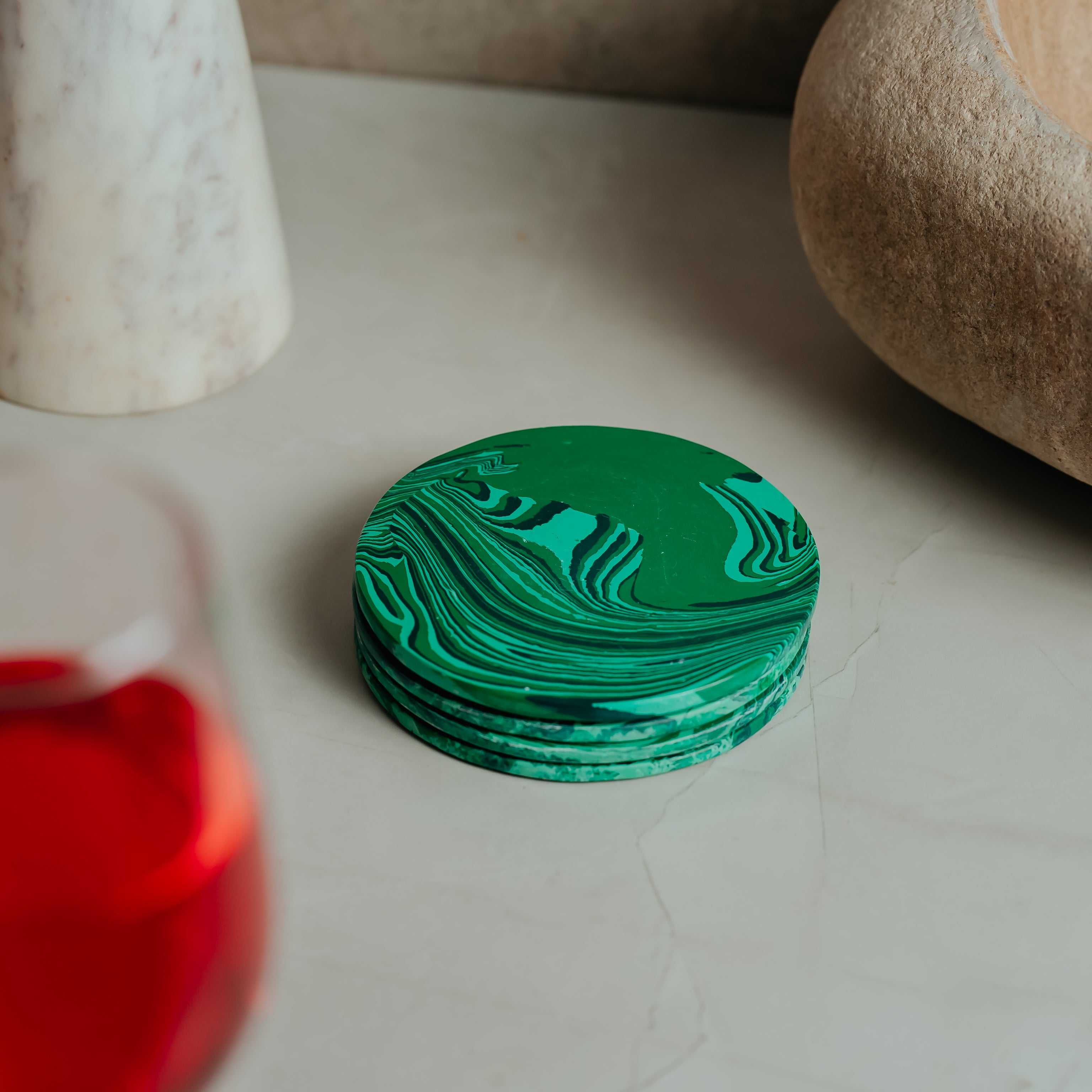 Artisan Marble Coaster Set - Elegant Resin Design | 4-Piece Home Décor