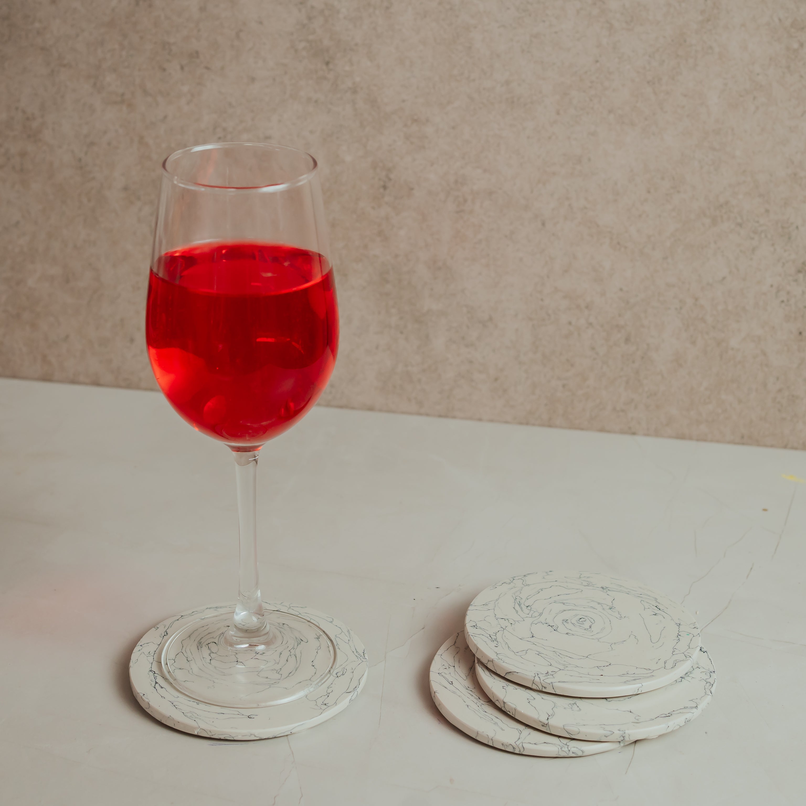 Luxury Marble Coaster Set - Minimalist Resin Design | 4-Piece Tabletop Essential